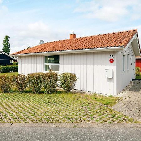 Two-Bedroom Holiday Home In Groemitz 2 Exterior photo